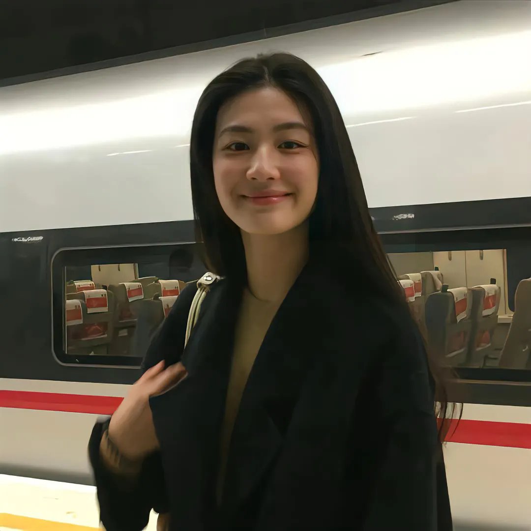 笑一笑，你会更动人